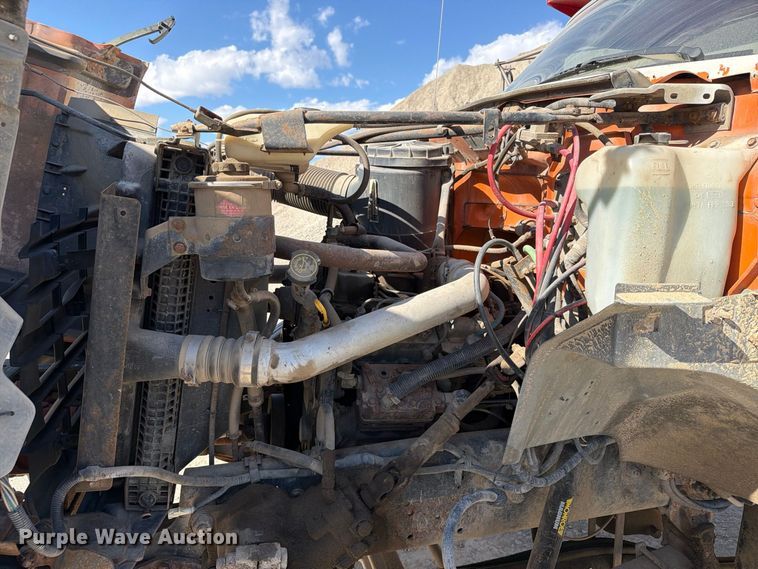 image for item EX1054 1995 Ford F800 dump truck