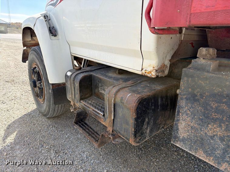image for item EX1054 1995 Ford F800 dump truck