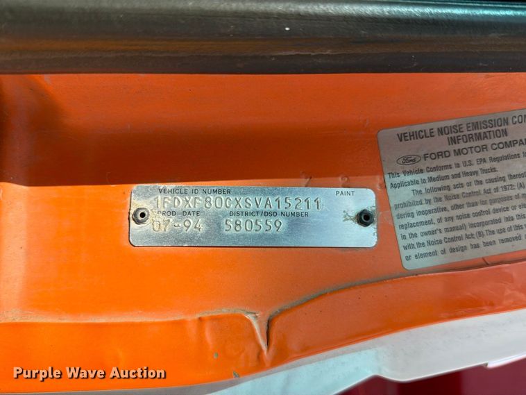 image for item EX1054 1995 Ford F800 dump truck