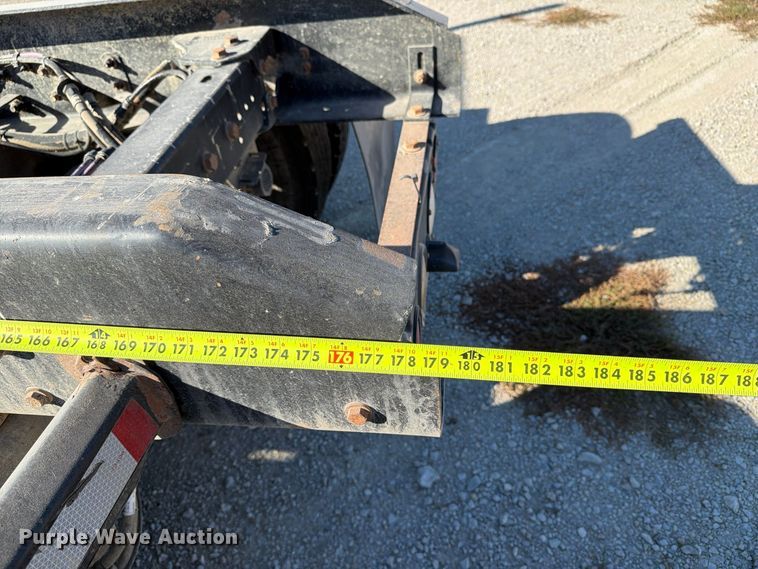 image for item EX1122 2020 Kenworth T800 semi truck