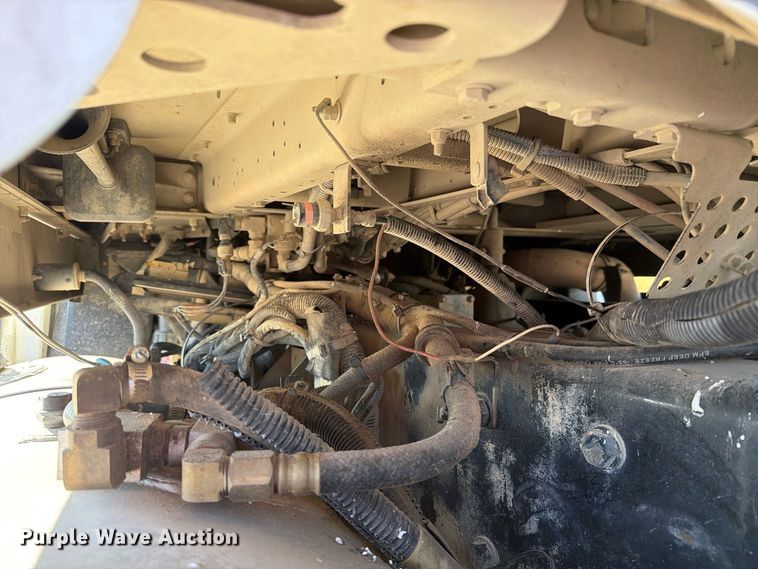 image for item EX1122 2020 Kenworth T800 semi truck