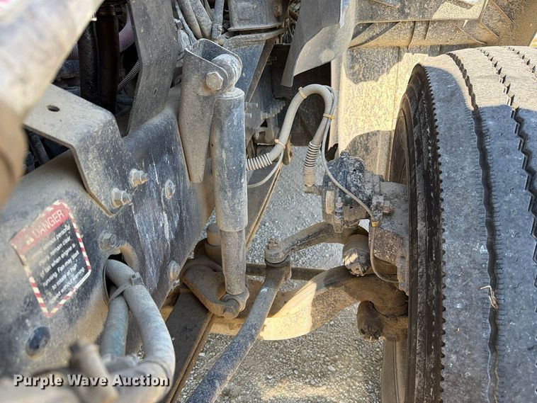image for item EX1123 2016 Mack CXU613 semi truck