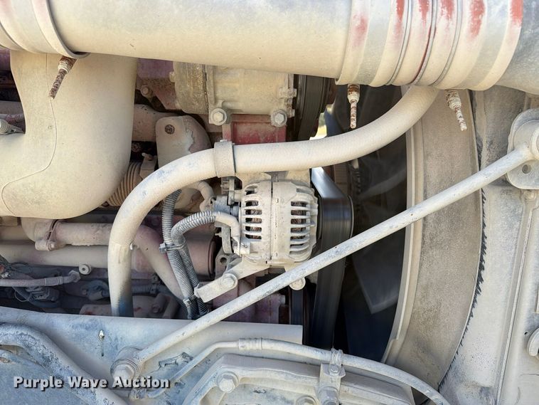 image for item EX1125 2015 Kenworth T800 semi truck
