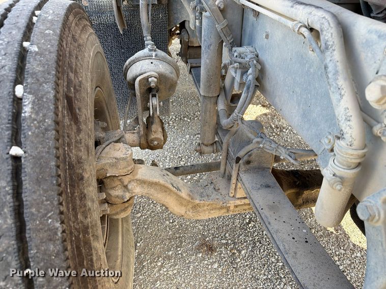 image for item EX1125 2015 Kenworth T800 semi truck