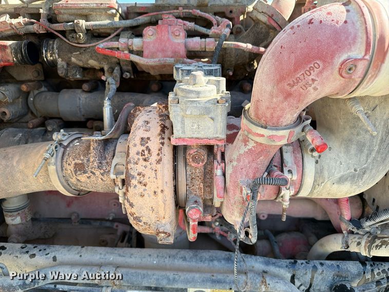 image for item EX1126 2022 Kenworth T800 semi truck