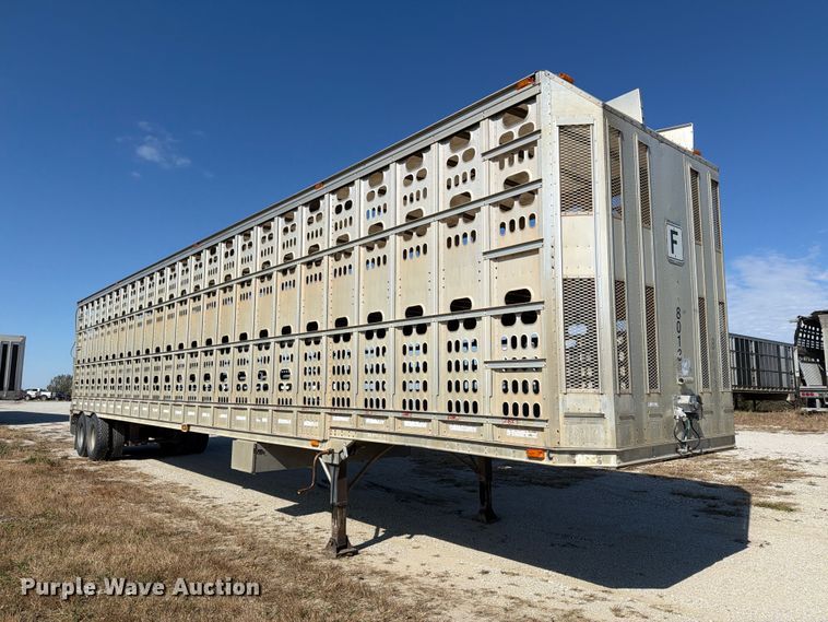 image for item EX1128 2003 Barrett Trailers, Inc. livestock trailer