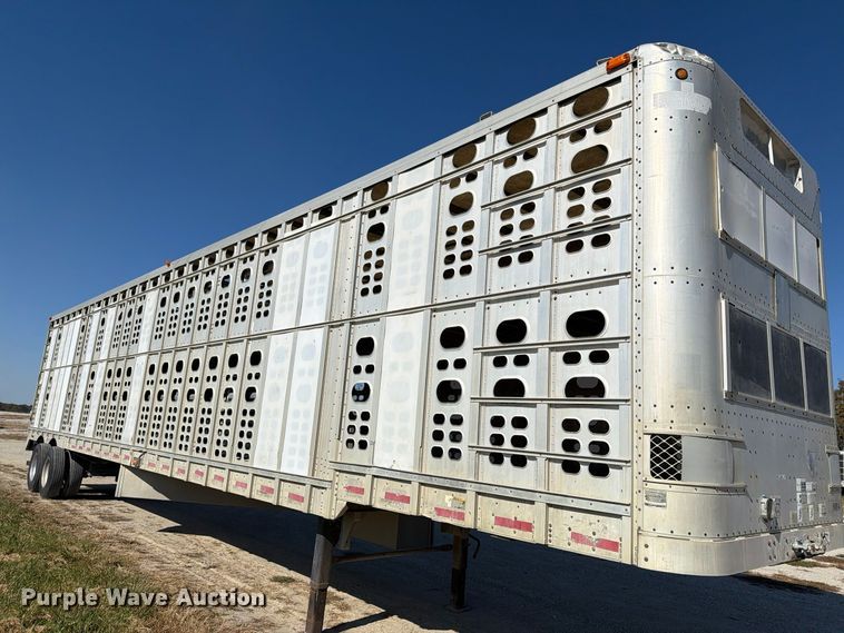 image for item EX1129 2000 Wilson Trailer Co. PSADL-303P livestock trailer