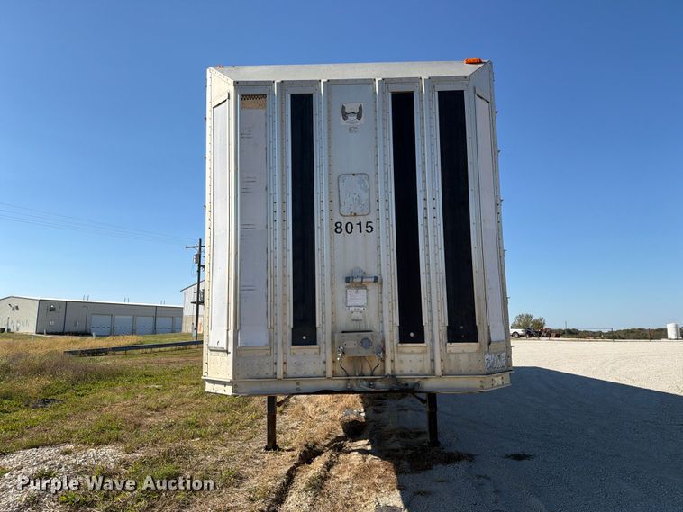 image for item EX1130 2005 Barrett Trailers, Inc. livestock trailer