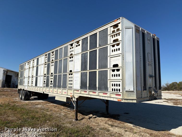 image for item EX1130 2005 Barrett Trailers, Inc. livestock trailer
