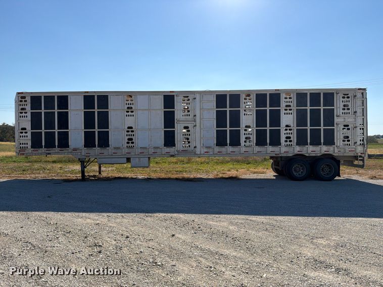 image for item EX1130 2005 Barrett Trailers, Inc. livestock trailer