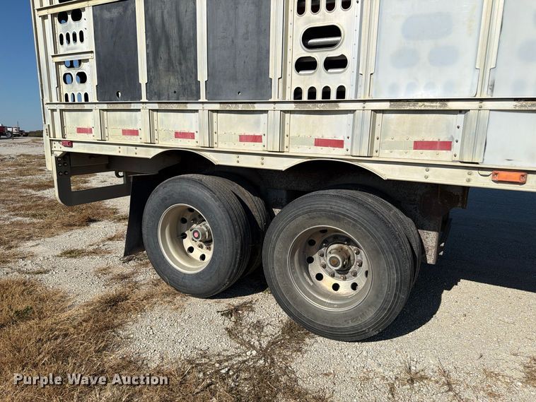 image for item EX1130 2005 Barrett Trailers, Inc. livestock trailer