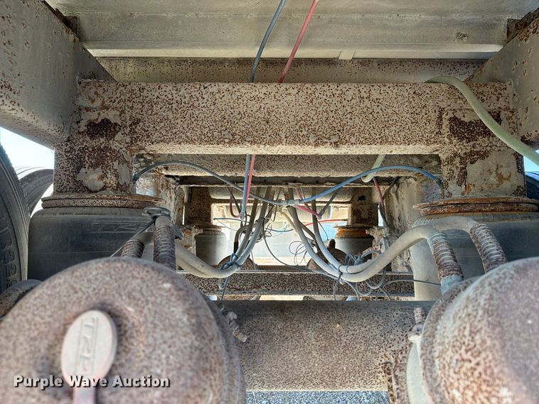 image for item EX1130 2005 Barrett Trailers, Inc. livestock trailer