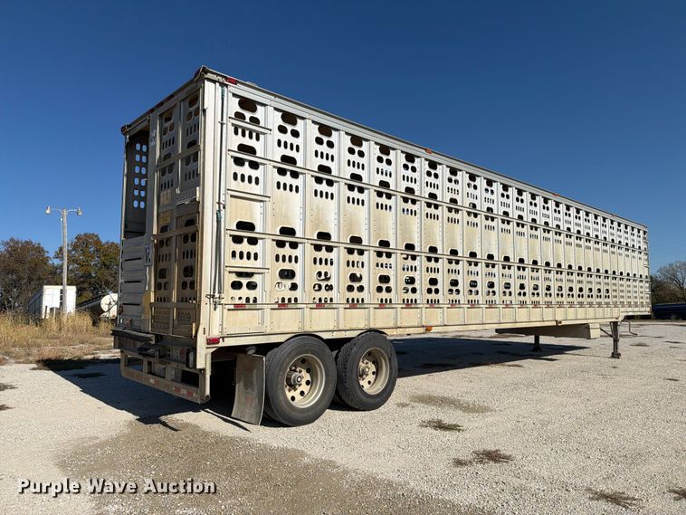image for item EX1131 2003 Barrett Trailers, Inc. livestock trailer