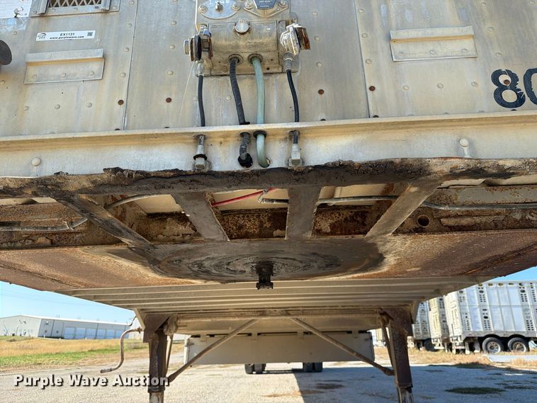 image for item EX1131 2003 Barrett Trailers, Inc. livestock trailer