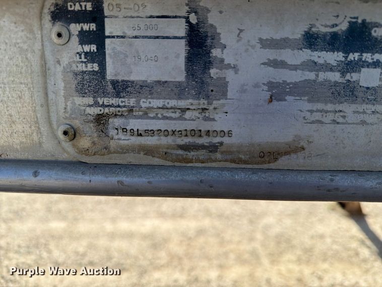 image for item EX1131 2003 Barrett Trailers, Inc. livestock trailer