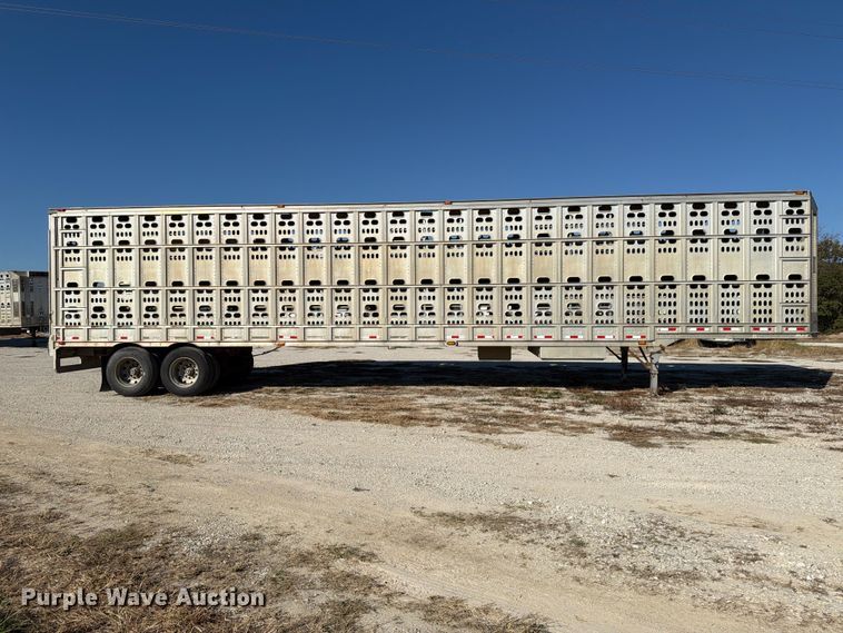 image for item EX1132 2005 Barrett Trailers, Inc. livestock trailer