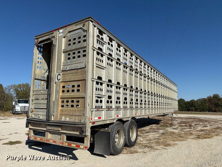 image for item EX1132 2005 Barrett Trailers, Inc. livestock trailer
