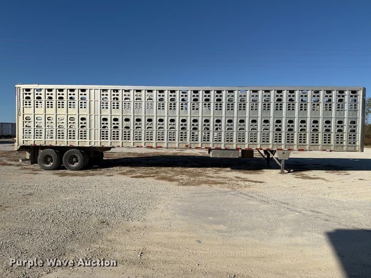 image for item EX1133 2020 Wilson PSAL-400P livestock trailer