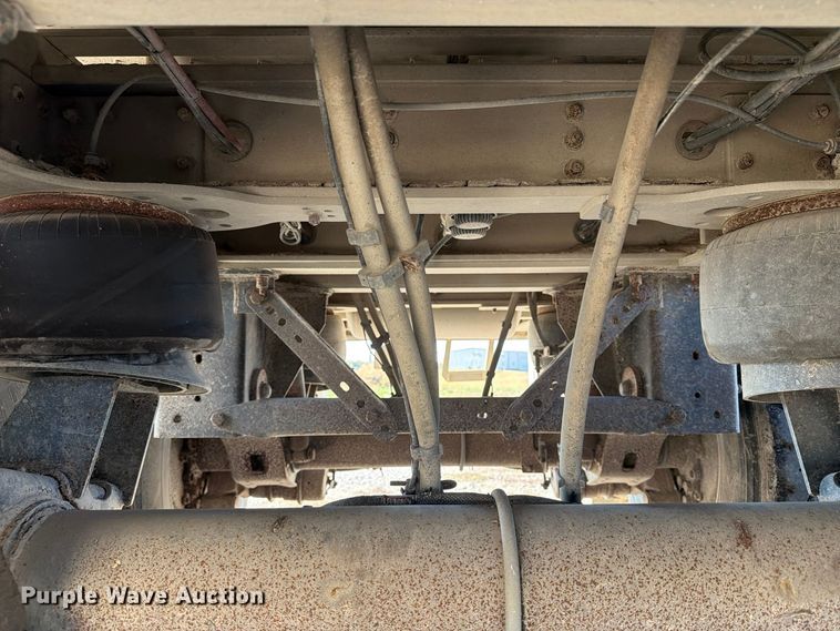 image for item EX1133 2020 Wilson PSAL-400P livestock trailer