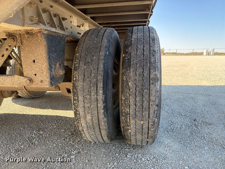 image for item EX1133 2020 Wilson PSAL-400P livestock trailer