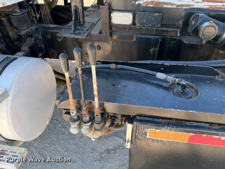 image for item EX2352 2003 Mack CV713 roll-off container truck