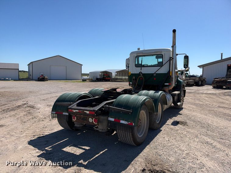 image for item EX2353 2011 Mack CXU613 semi truck