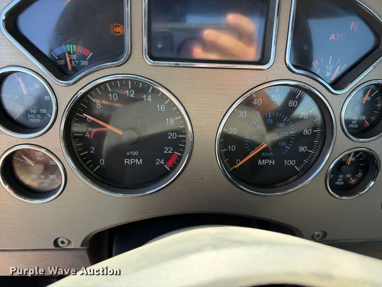 image for item EX2353 2011 Mack CXU613 semi truck