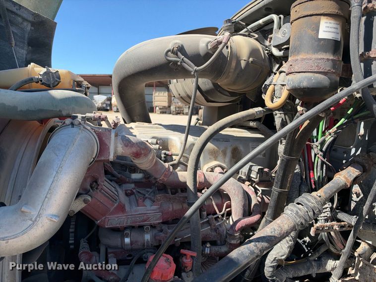 image for item EX2353 2011 Mack CXU613 semi truck