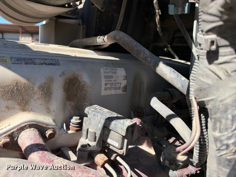 image for item EX2353 2011 Mack CXU613 semi truck