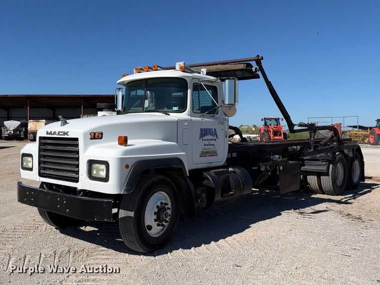 image for item EX2357 2000 Mack RD688S roll-off container truck
