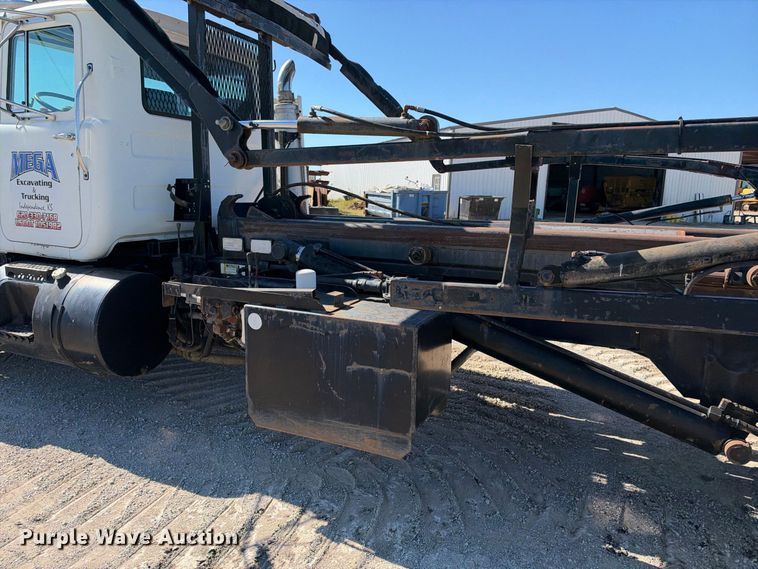 image for item EX2357 2000 Mack RD688S roll-off container truck