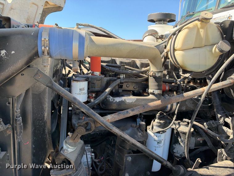 image for item EX2357 2000 Mack RD688S roll-off container truck