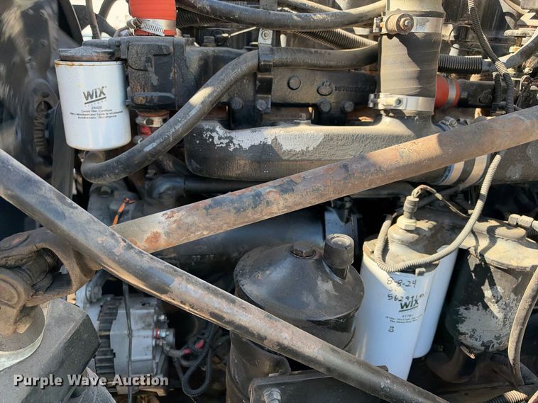 image for item EX2357 2000 Mack RD688S roll-off container truck