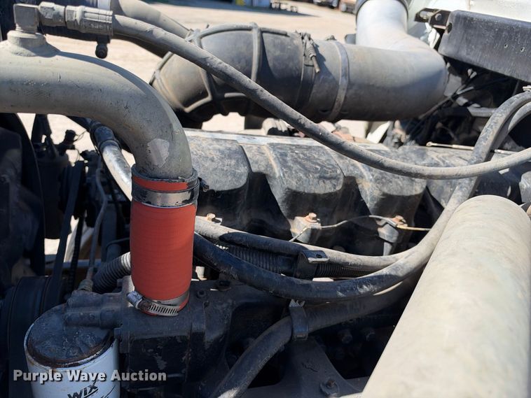 image for item EX2357 2000 Mack RD688S roll-off container truck