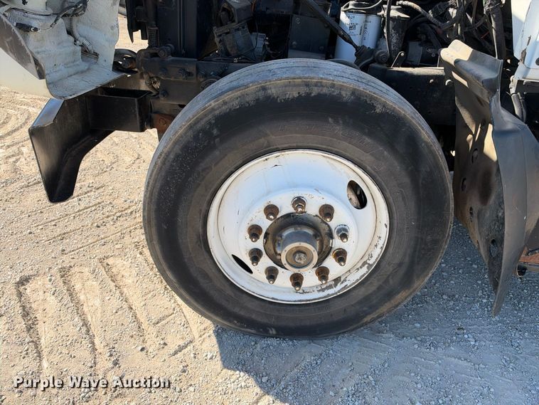image for item EX2357 2000 Mack RD688S roll-off container truck
