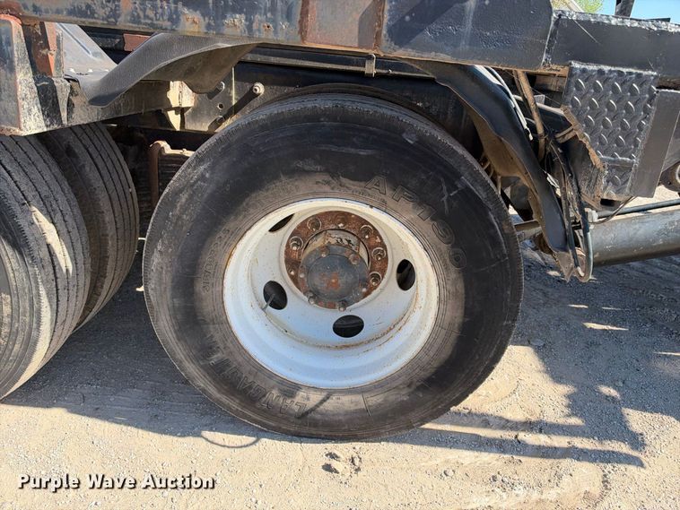 image for item EX2357 2000 Mack RD688S roll-off container truck