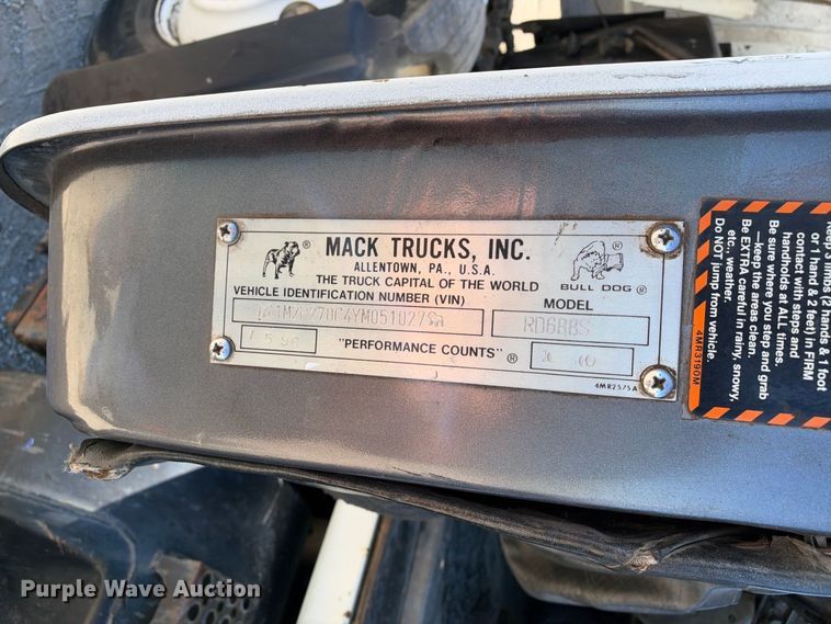 image for item EX2357 2000 Mack RD688S roll-off container truck
