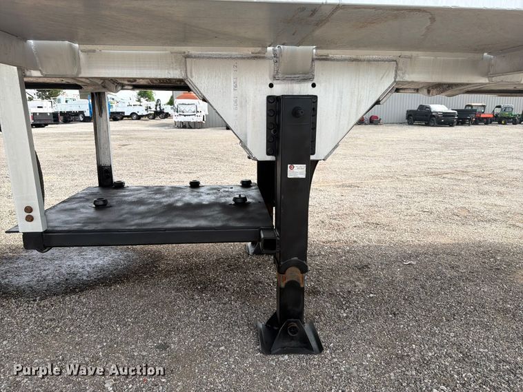 image for item FB5026 2011 EMI 4 ALUMINUM 150 BBL tank trailer