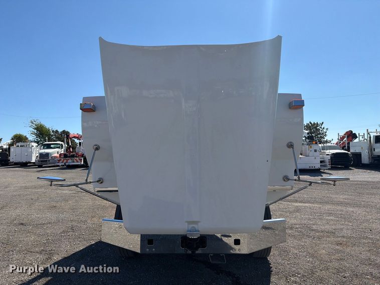 image for item FB5118 2017 Kenworth T800 semi truck