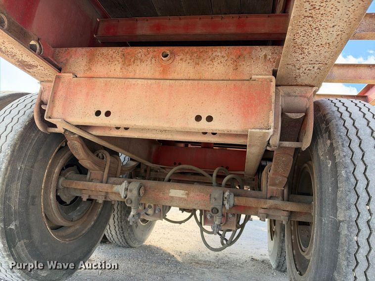 image for item FB8379 1997 Lufkin RM-ST flatbed trailer
