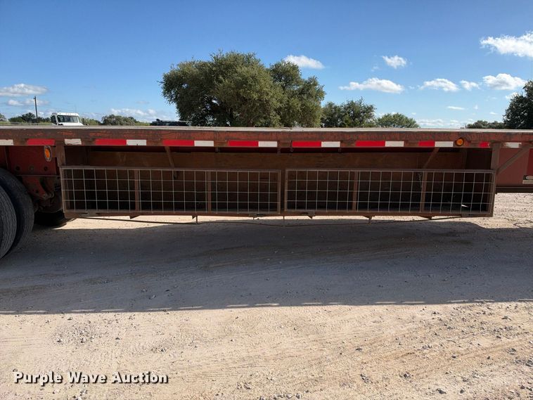 image for item FB8382 1998 Lufkin RM-ST flatbed trailer