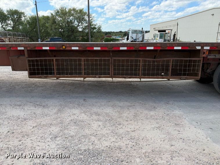 image for item FB8384 1997 Lufkin RM-ST flatbed trailer
