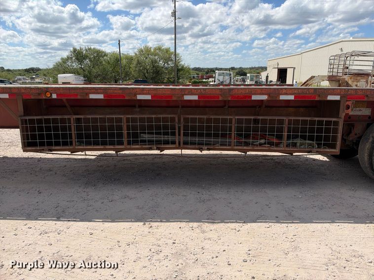 image for item FB8385 1998 Lufkin RM-ST flatbed trailer