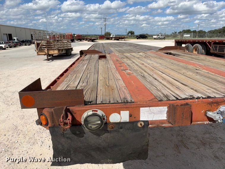 image for item FB8385 1998 Lufkin RM-ST flatbed trailer