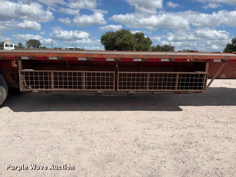 image for item FB8385 1998 Lufkin RM-ST flatbed trailer