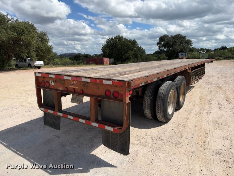 image for item FB8386 1997 Lufkin RM-ST flatbed trailer