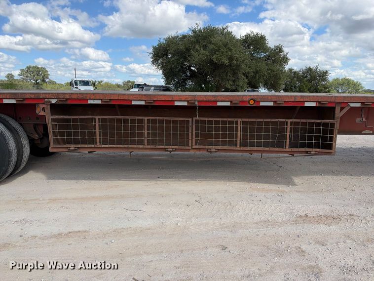 image for item FB8386 1997 Lufkin RM-ST flatbed trailer
