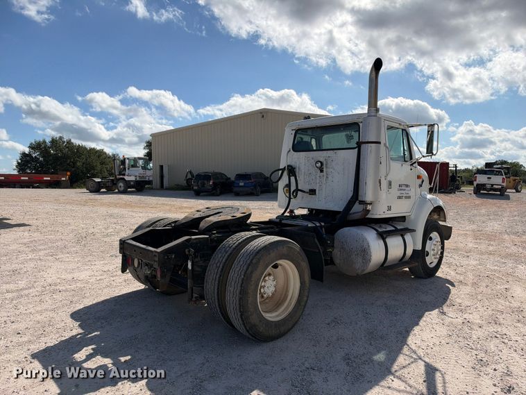 image for item FB8390 2000 International 8100 semi truck