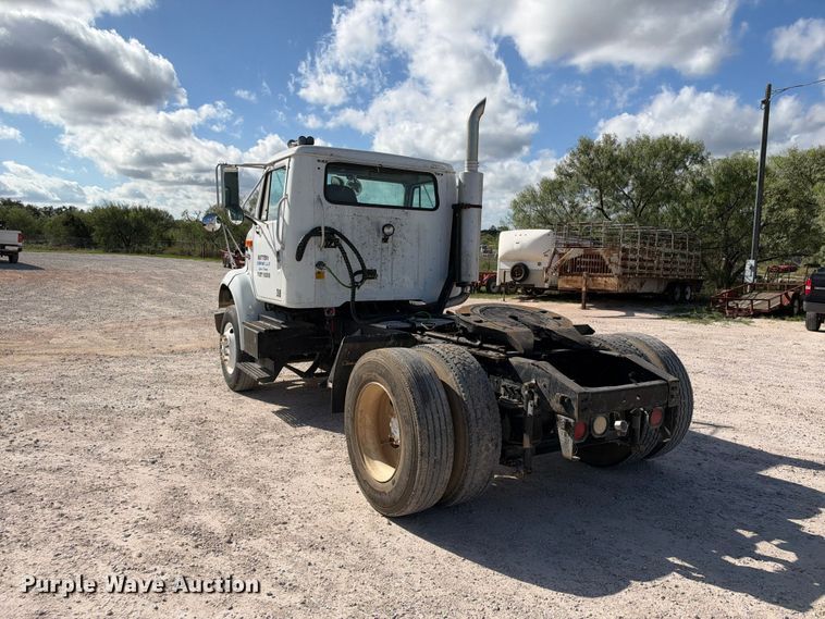 image for item FB8390 2000 International 8100 semi truck