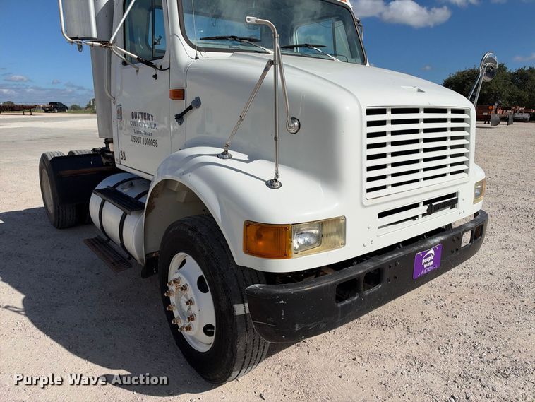 image for item FB8390 2000 International 8100 semi truck